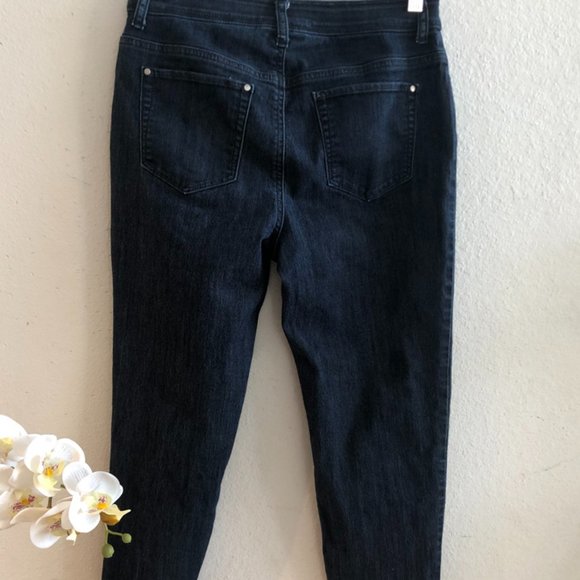 Chico's, Fabulously Slimming Sz 0 Dark Blue Jeans - Picture 3 of 8